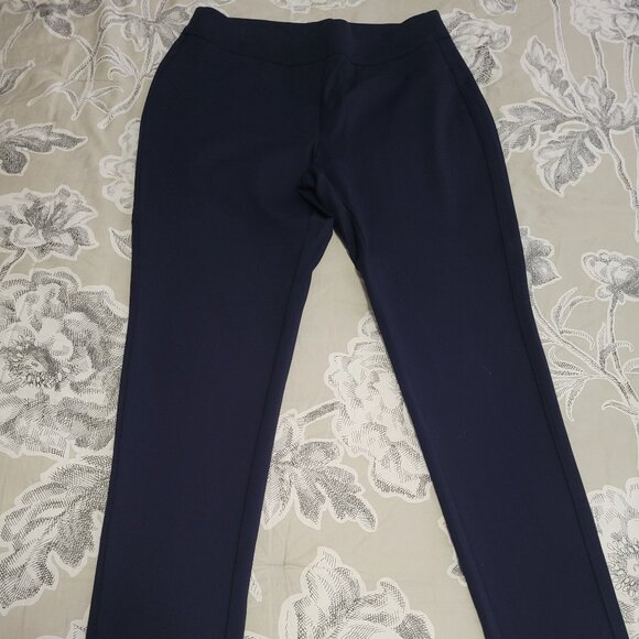 Chico's Navy Blue Flattering Pull On Pants Size 1Regular = 8 EUC - Picture 1 of 6